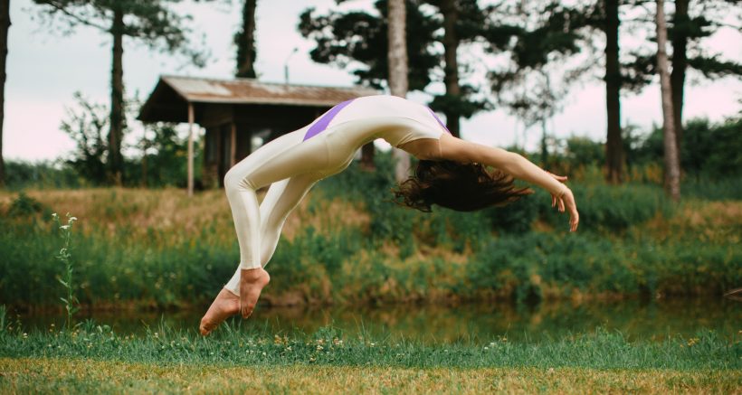 Acrobatica a Terra